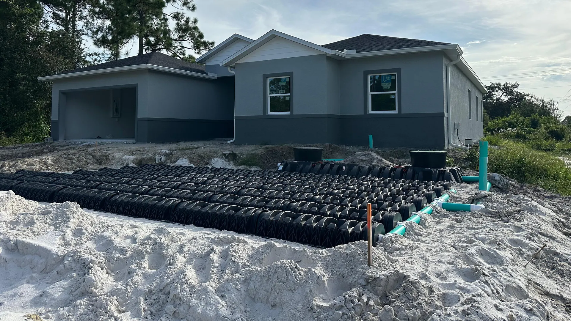 Septic system installed in Florida: infiltration chambers, tanks and piping in place